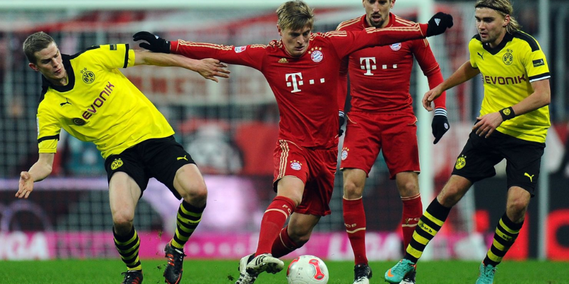 Những Trận Cầu Không Thể Quên: Cảm Xúc Vỡ Oà