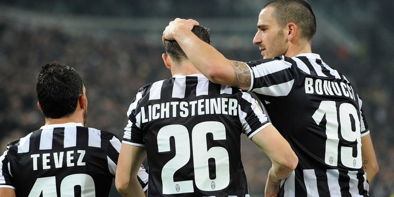 Những Đối Thủ Đáng Gờm Và Khoảnh Khắc Lịch Sử